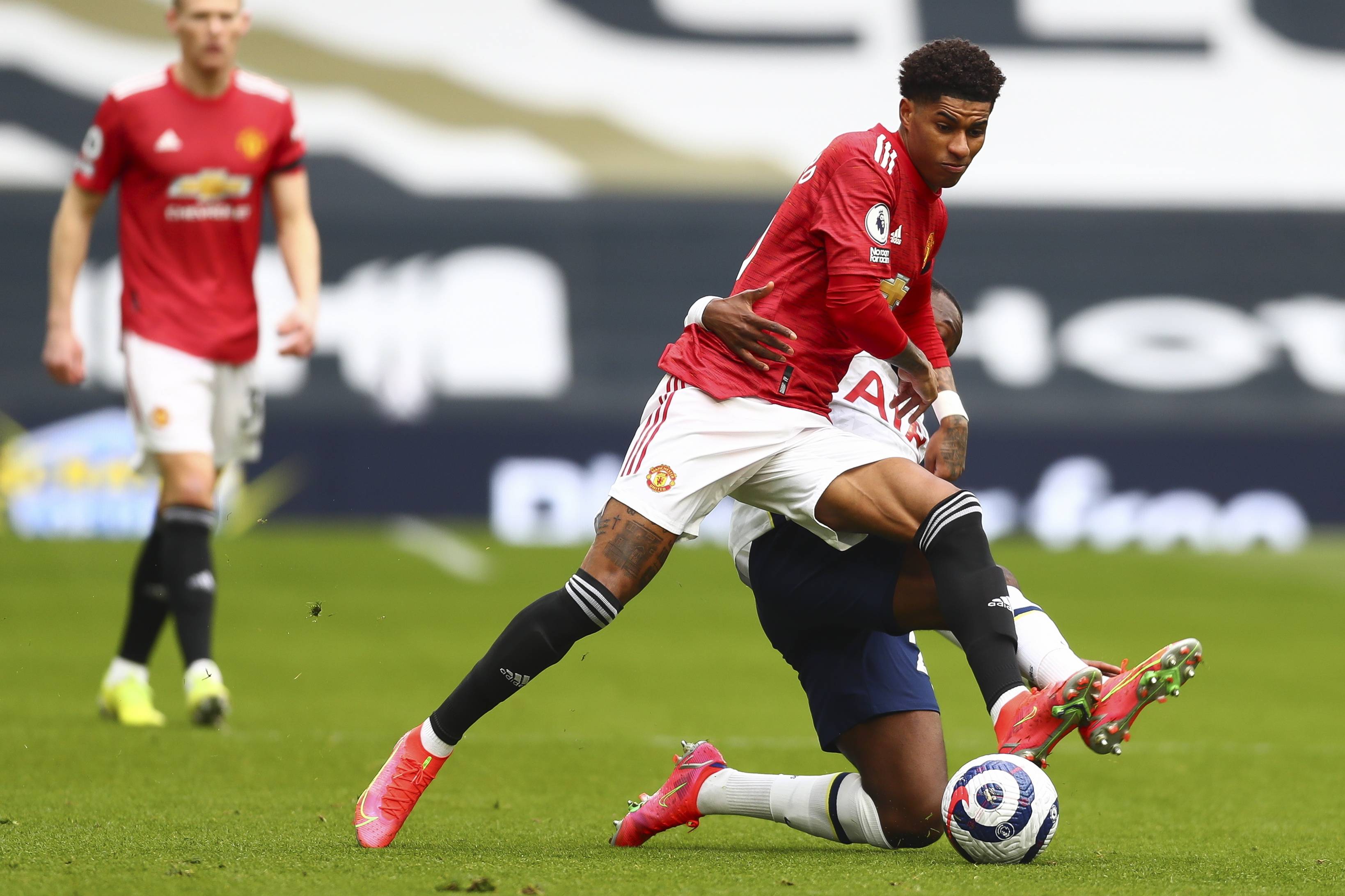 界赛场上进 界赛场上进