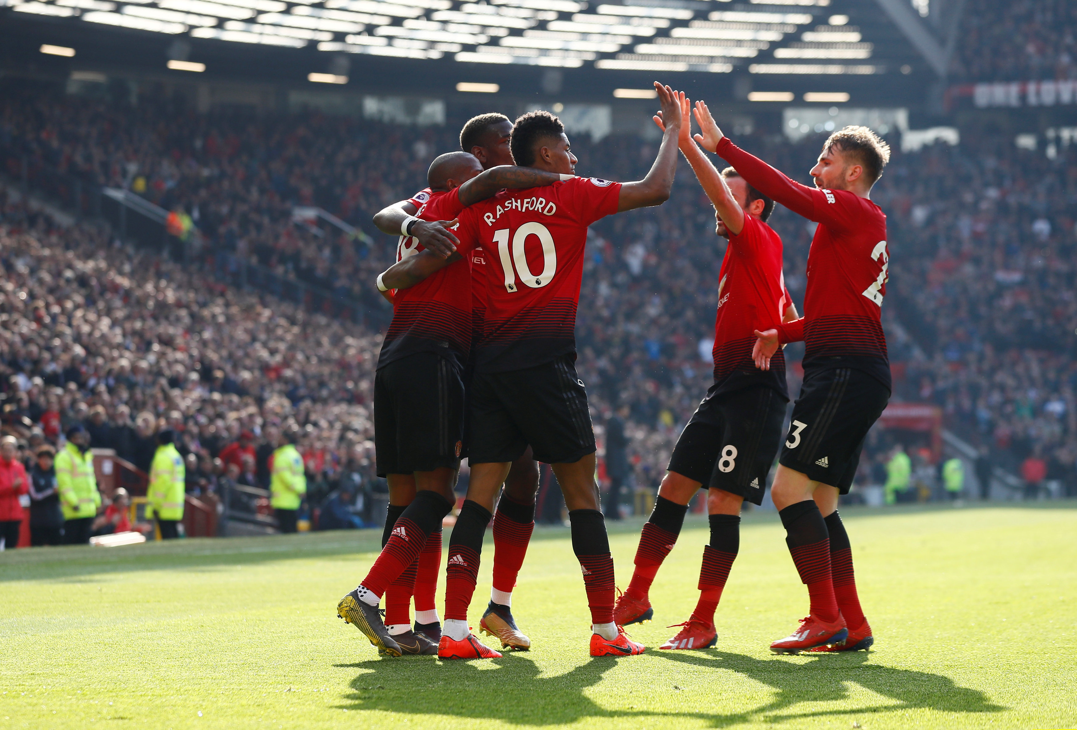 压力迫使他 压力迫使他